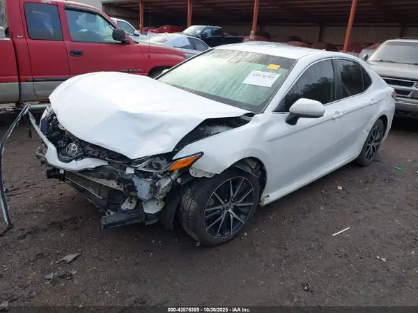 4T1C11AK0LU987739 2020 TOYOTA CAMRY - Image 2