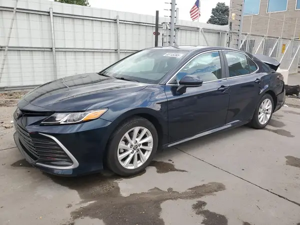 4T1C11AK0MU432307 2021 TOYOTA CAMRY - Image 1