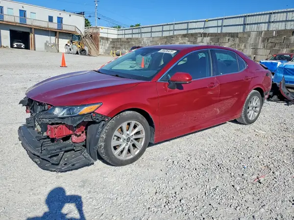 4T1C11AK0MU447440 2021 TOYOTA CAMRY - Image 1