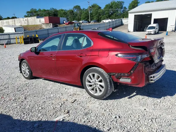 4T1C11AK0MU447440 2021 TOYOTA CAMRY - Image 2