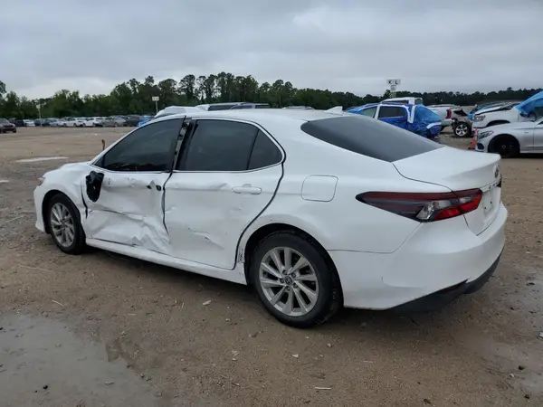 4T1C11AK0MU449432 2021 TOYOTA CAMRY - Image 2