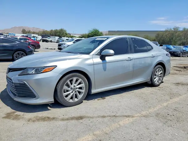 4T1C11AK0MU455361 2021 TOYOTA CAMRY - Image 1