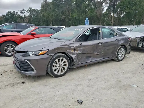 4T1C11AK0MU464125 2021 TOYOTA CAMRY - Image 1