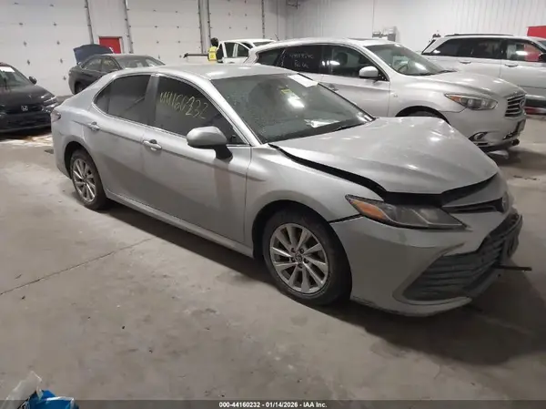 4T1C11AK0MU464691 2021 TOYOTA CAMRY - Image 1