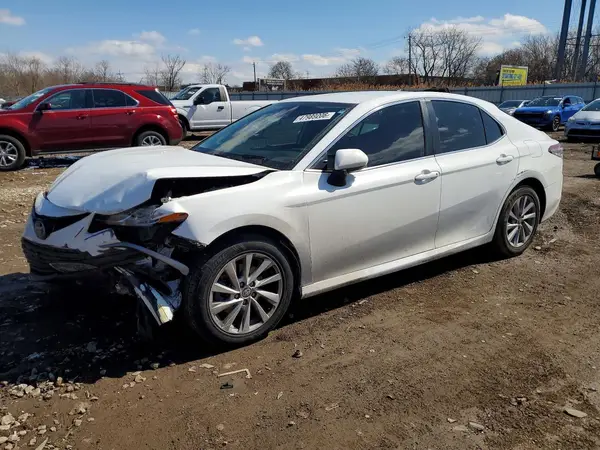 4T1C11AK0MU466375 2021 TOYOTA CAMRY - Image 1