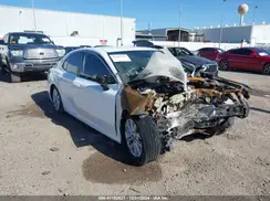 4T1C11AK0MU470782 2021 TOYOTA CAMRY