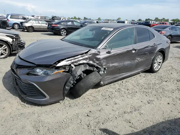 4T1C11AK0MU480387 2021 TOYOTA CAMRY - Image 1