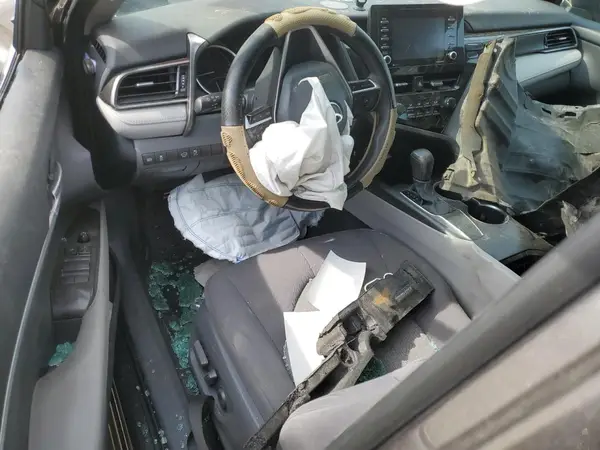 4T1C11AK0MU490448 2021 TOYOTA CAMRY - Image 8