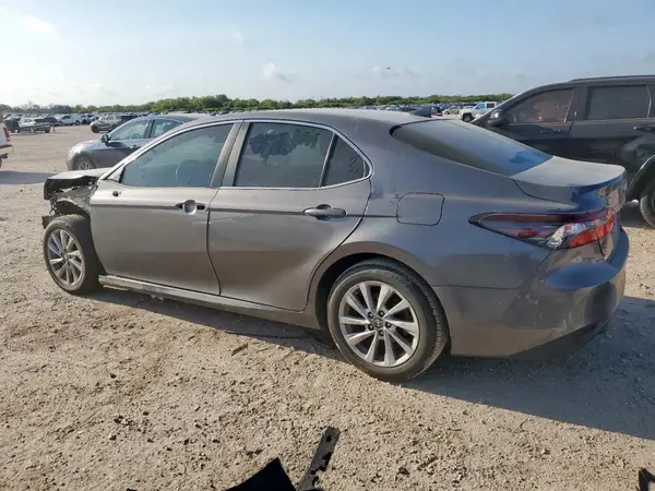 4T1C11AK0MU549952 2021 TOYOTA CAMRY - Image 2