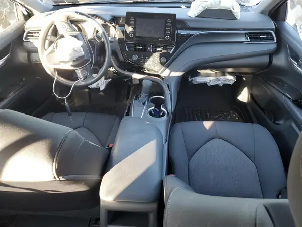 4T1C11AK0MU558487 2021 TOYOTA CAMRY - Image 8