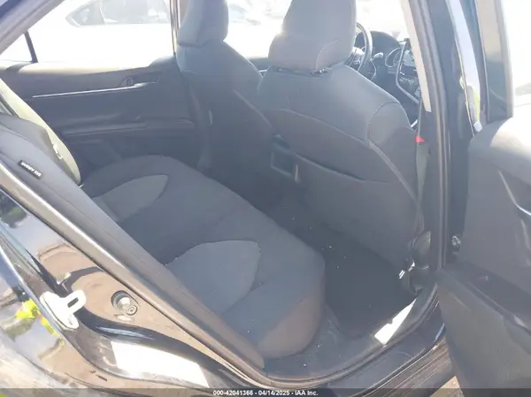 4T1C11AK0MU563298 2021 TOYOTA CAMRY - Image 8