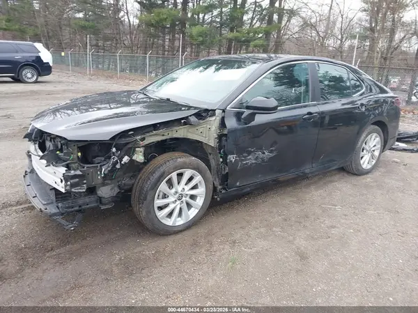 4T1C11AK0MU568730 2021 TOYOTA CAMRY - Image 2