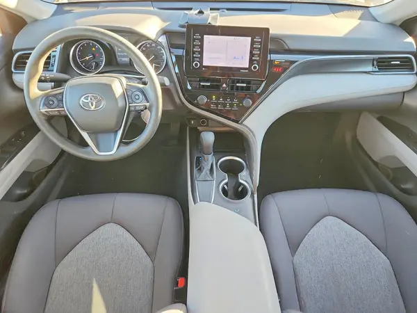 4T1C11AK0MU575628 2021 TOYOTA CAMRY - Image 8