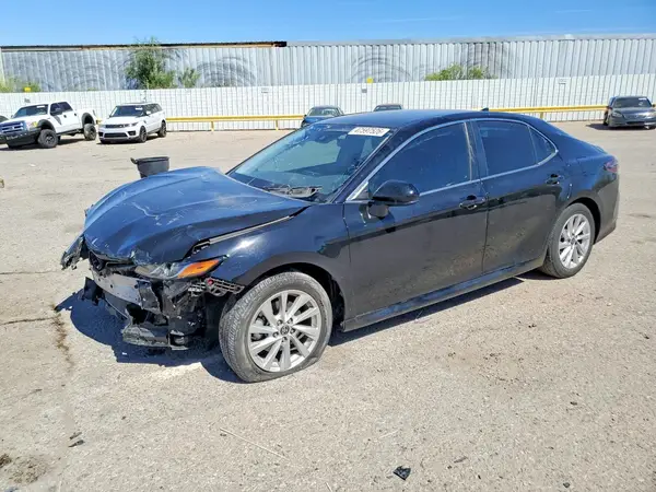 4T1C11AK0MU578545 2021 TOYOTA CAMRY - Image 1