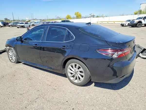 4T1C11AK0MU578545 2021 TOYOTA CAMRY - Image 2
