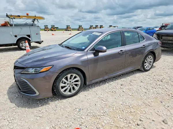 4T1C11AK0MU592090 2021 TOYOTA CAMRY - Image 1