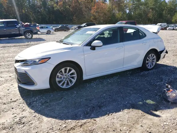 4T1C11AK0MU599217 2021 TOYOTA CAMRY - Image 1