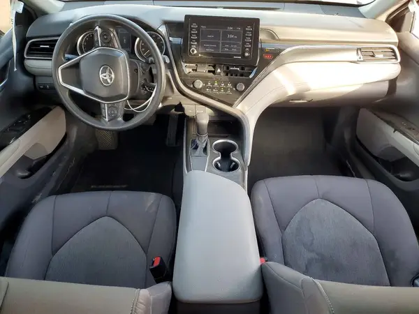 4T1C11AK0MU604884 2021 TOYOTA CAMRY - Image 8