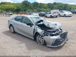4T1C11AK0NU001127 2022 TOYOTA CAMRY