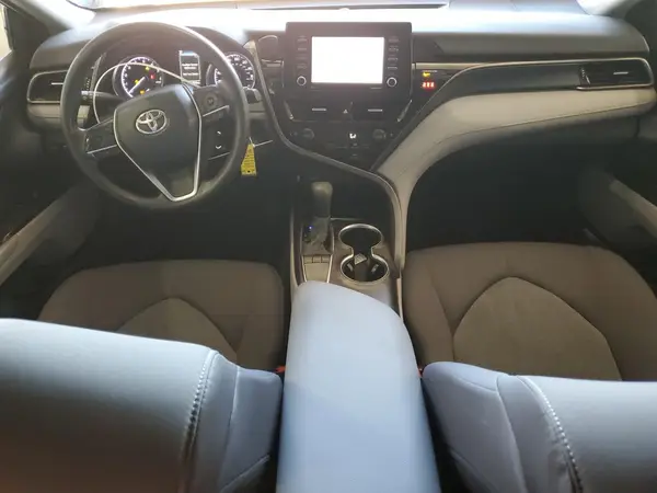 4T1C11AK0NU025069 2022 TOYOTA CAMRY - Image 8