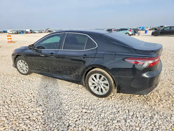 4T1C11AK0NU045337 2022 TOYOTA CAMRY - Image 2