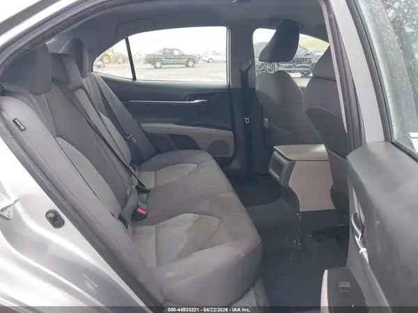4T1C11AK0NU626837 2022 TOYOTA CAMRY - Image 8