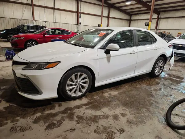 4T1C11AK0NU627325 2022 TOYOTA CAMRY - Image 1