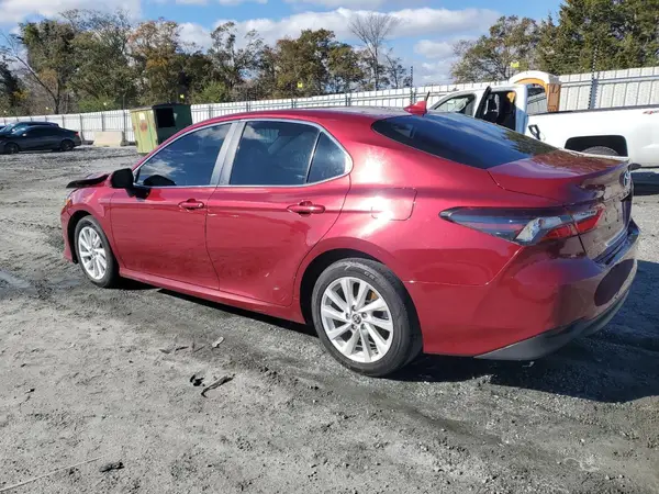 4T1C11AK0NU636350 2022 TOYOTA CAMRY - Image 2