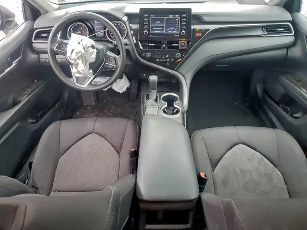 4T1C11AK0NU638017 2022 TOYOTA CAMRY - Image 8