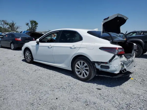 4T1C11AK0NU647476 2022 TOYOTA CAMRY - Image 2