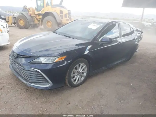 4T1C11AK0NU649891 2022 TOYOTA CAMRY - Image 2