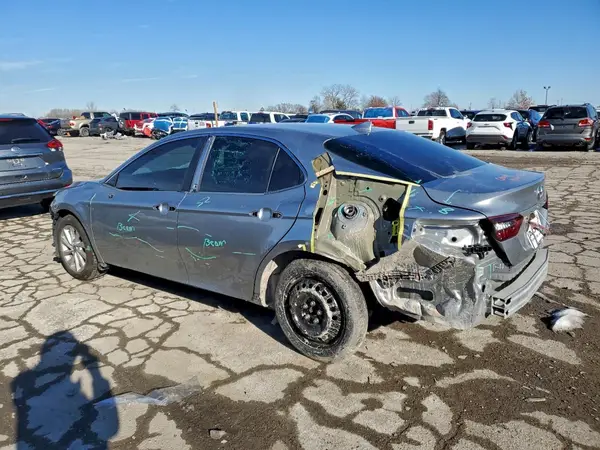 4T1C11AK0NU652449 2022 TOYOTA CAMRY - Image 2