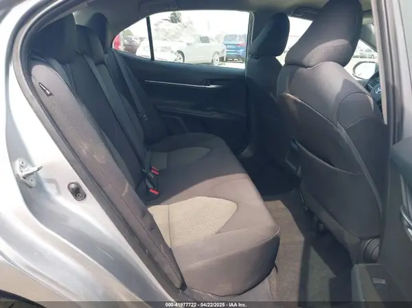 4T1C11AK0NU653908 2022 TOYOTA CAMRY - Image 8