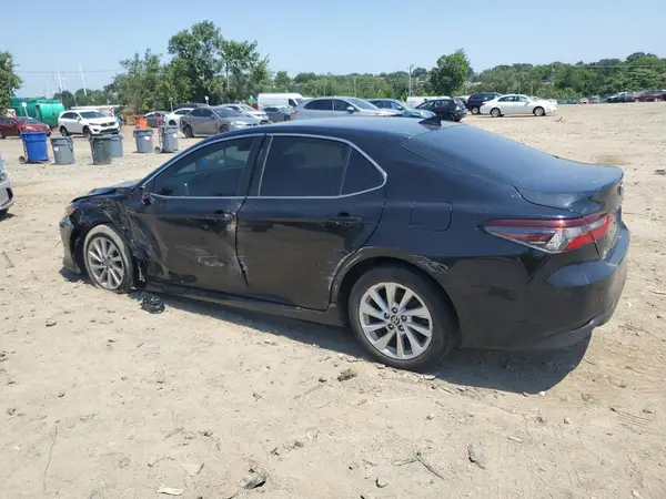4T1C11AK0NU662124 2022 TOYOTA CAMRY - Image 2
