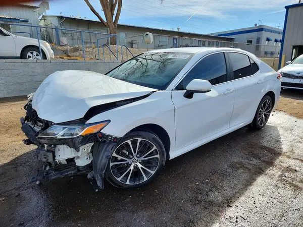 4T1C11AK0NU666030 2022 TOYOTA CAMRY - Image 1
