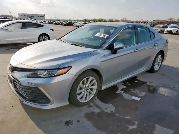4T1C11AK0NU666190 2022 TOYOTA CAMRY - Image 1