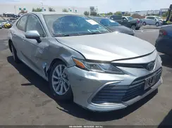 4T1C11AK0NU679666 2022 TOYOTA CAMRY