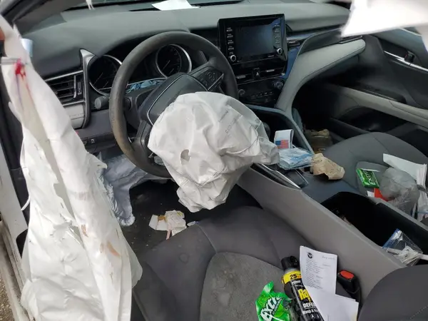 4T1C11AK0NU694328 2022 TOYOTA CAMRY - Image 8