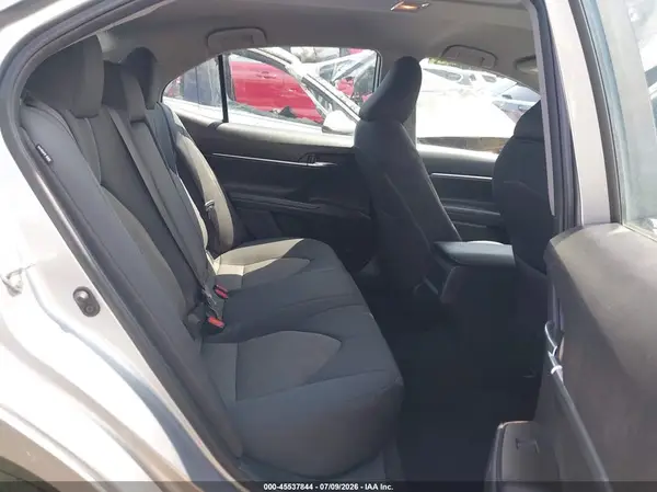 4T1C11AK0NU705392 2022 TOYOTA CAMRY - Image 8