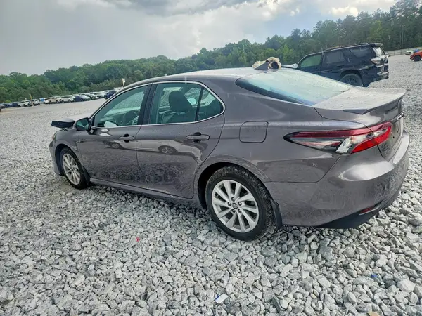 4T1C11AK0NU714027 2022 TOYOTA CAMRY - Image 2