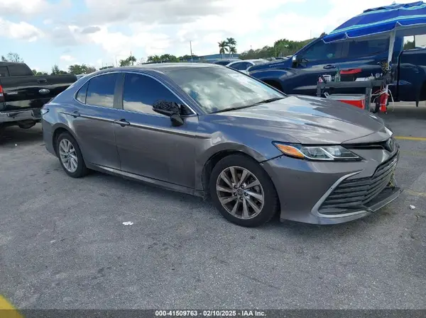 4T1C11AK0PU109119 2023 TOYOTA CAMRY - Image 1