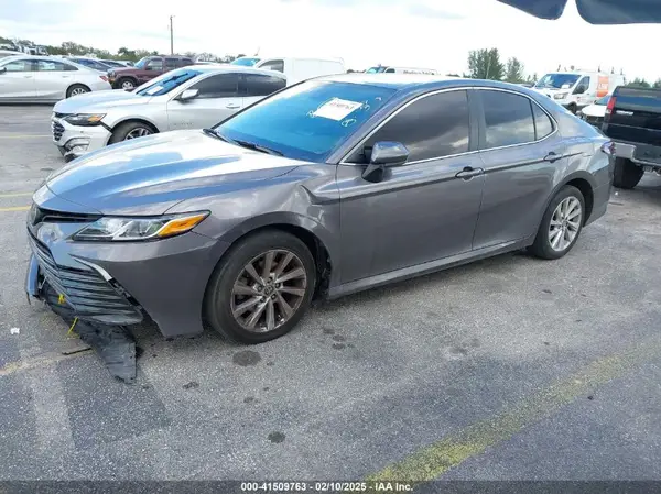 4T1C11AK0PU109119 2023 TOYOTA CAMRY - Image 2