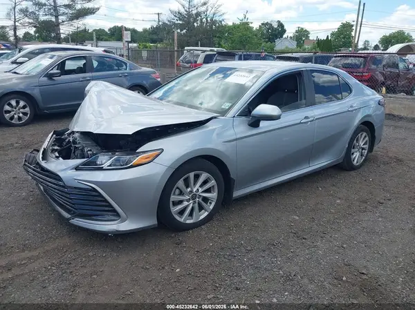 4T1C11AK0PU129693 2023 TOYOTA CAMRY - Image 2
