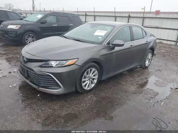 4T1C11AK0PU132285 2023 TOYOTA CAMRY - Image 2