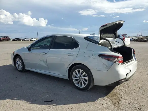 4T1C11AK0PU152102 2023 TOYOTA CAMRY - Image 2