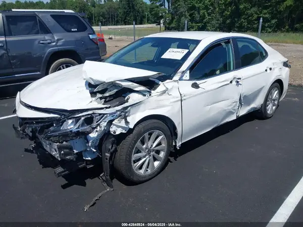 4T1C11AK0PU161737 2023 TOYOTA CAMRY - Image 2