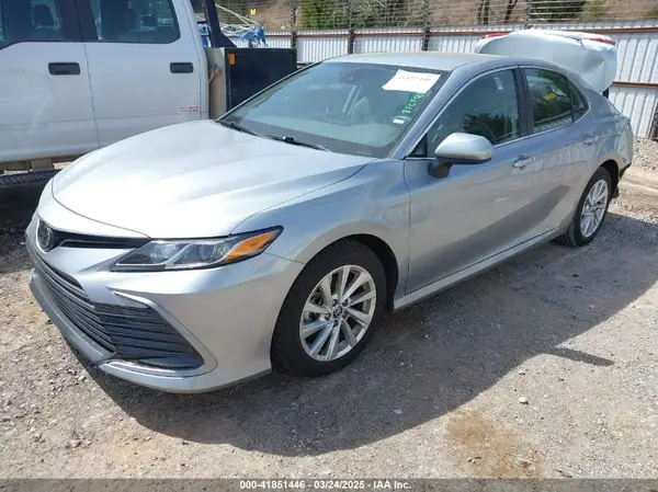4T1C11AK0PU167330 2023 TOYOTA CAMRY - Image 2