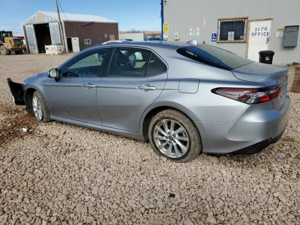 4T1C11AK0PU180417 2023 TOYOTA CAMRY - Image 2