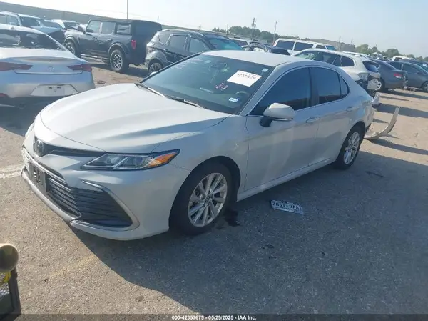 4T1C11AK0PU187707 2023 TOYOTA CAMRY - Image 2