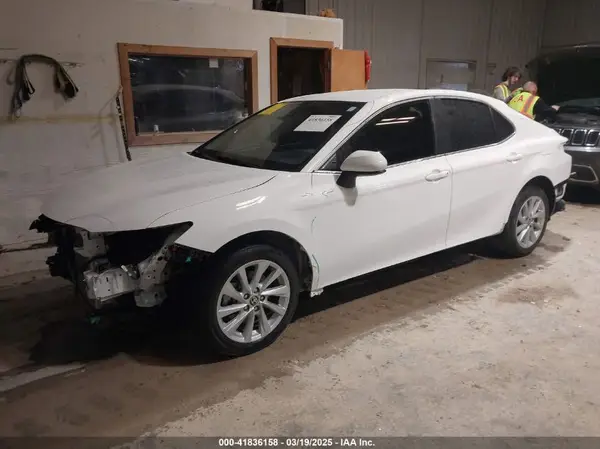 4T1C11AK0PU724110 2023 TOYOTA CAMRY - Image 2